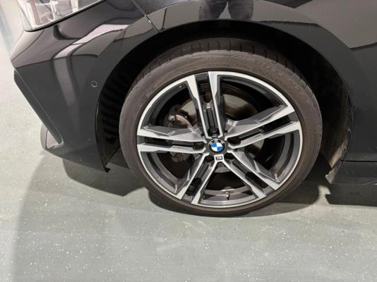 BMW 118i 1-serie Business Edition Plus M-pakket 136pk 2021 (Origineel-NL) 1-Serie, L-176-BB