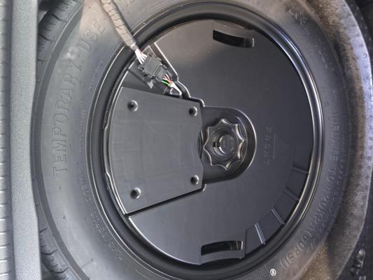 Volkswagen Tiguan R-Line Business 1.5 TSI 150pk 2022 (Origineel-NL), P-973-DF