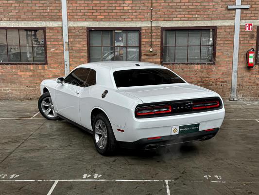 Dodge Challenger 3.6 V6 305pk 2016
