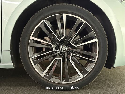 Škoda Enyaq 60 Founders Edition Silver 2021 (Origineel-NL), N-951-LB