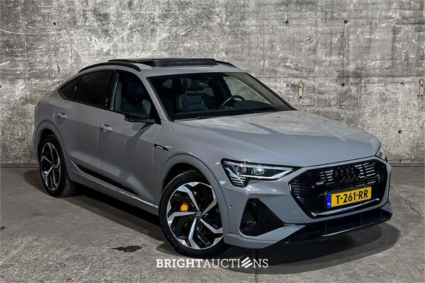 Audi e-tron Sportback 50 S edition Quattro 71 kWh 313pk 2021, T-261-RR