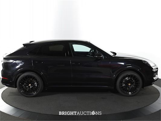 Porsche Cayenne E-Hybrid Platinum Edition 3.0 476pk 2022 (Origineel-NL), P-588-ZV