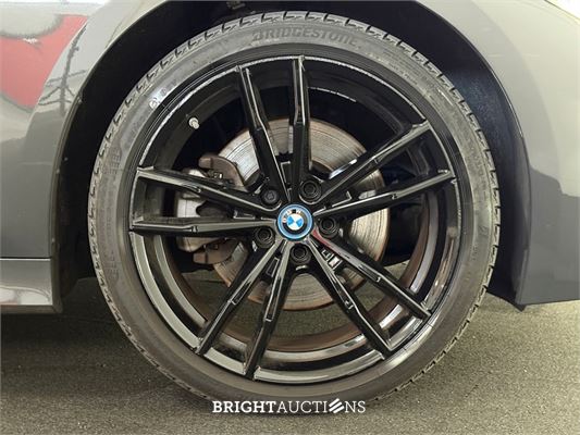 BMW 320e Touring M Sport 272pk 2022 (Origineel-NL) 3-Serie, R-267-NT