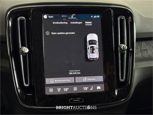 Volvo XC40 Single Motor Core 69 kWh 2024 (Origineel-NL), X-090-PJ