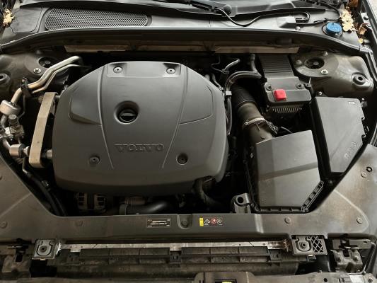 Volvo V60 2.0 T4 Momentum Proline 188pk 2019 (Origineel-NL), ZP-740-L
