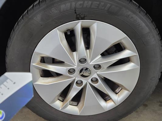 Skoda Octavia Combi Business Edition 1.0 TSI 110pk 2021 (Origineel-NL), L-224-BV