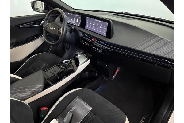 Kia EV6 GT-Line 77 4 kWh 228pk 2021 (Origineel-NL), N-702-KJ
