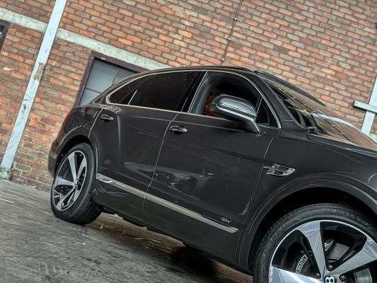Bentley Bentayga Hybrid 3.0 340pk 2020