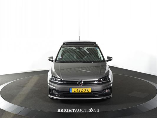 Volkswagen Polo Highline R Panodak 1.0 TSI 95pk 2021 (Origineel-NL), L-132-XK