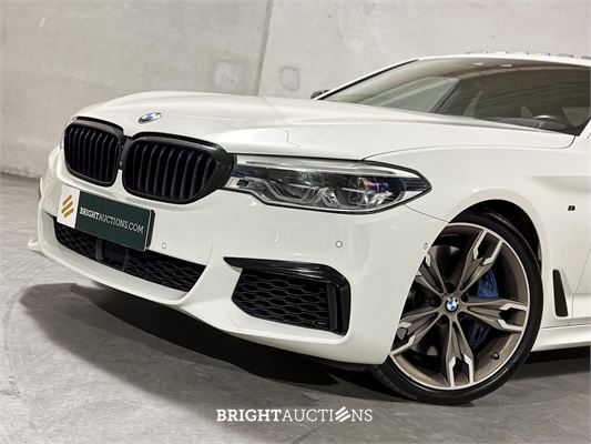 BMW M550i xDrive High Executive 462pk 2018 5-serie, KKP-44-R