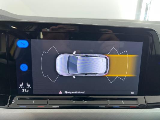 Volkswagen Golf 1.5 eTSI mhev life business 96kW -7 aut 1.5 DSG 131pk 2023 (Origineel-NL), T-044-ZF