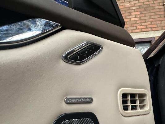 Maserati Quattroporte SQ4 410PK 2014