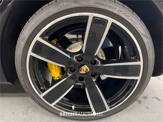 Porsche Cayenne Turbo S Coupé E-Hybrid 4.0 685pk 2020, L-420-LH
