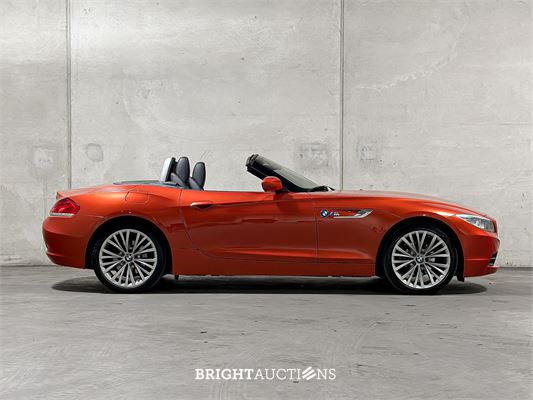 BMW Z4 Roadster sDrive18i Executive Design Pure Traction Uitvoering 156pk 2014 (Origineel-NL), 3-TRK-41 -67.534KM-
