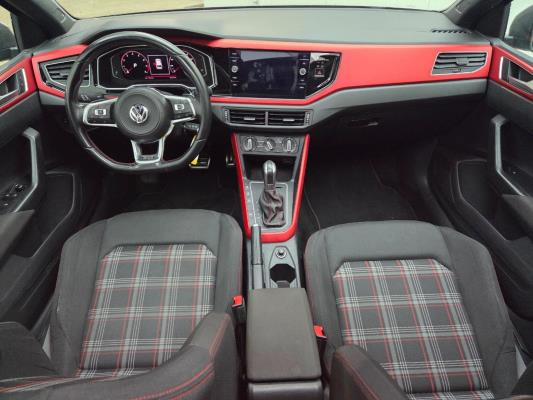 Volkswagen Polo GTI 2.0 TSI 200pk 2018, R-943-GD