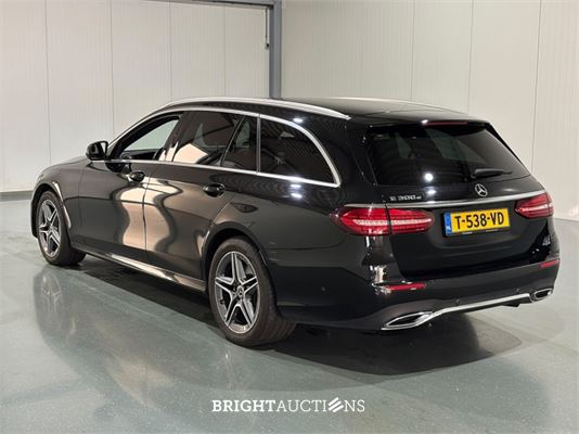 Mercedes-Benz e 300 e E-Klasse Estat AMG Line 333pk 2023 (Origineel-NL) E-klasse, T-538-VD