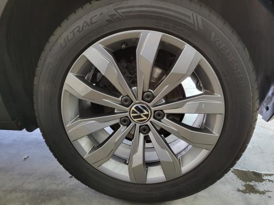 Volkswagen T-Roc Business 1.5 TSI 150pk 2021 (Origineel-NL), L-253-HG
