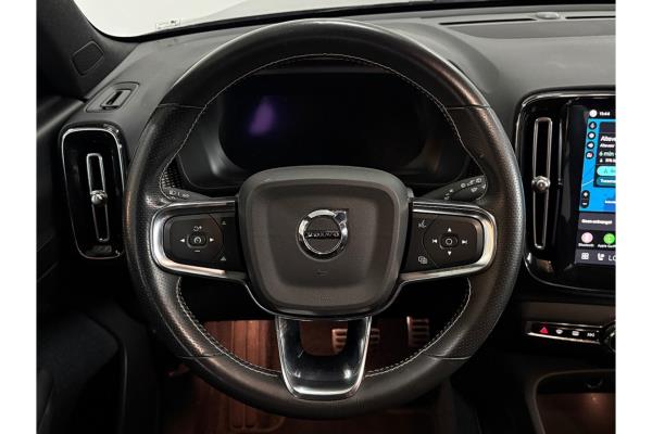 Volvo XC40 Recharge P8 R-Design AWD 408pk 2021 (Origineel-NL), L-682-DV