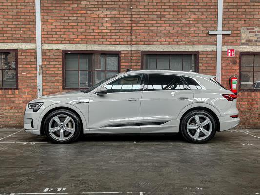 Audi e-tron 55 quattro Business edition Plus 95 kWh 408pk 2020 (Origineel-NL+1e eigenaar), K-706-KJ