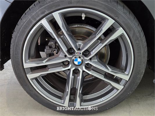 BMW 118i 1-serie High Executive 136pk 2021 (Origineel-NL) 1-Serie, L-781-BN