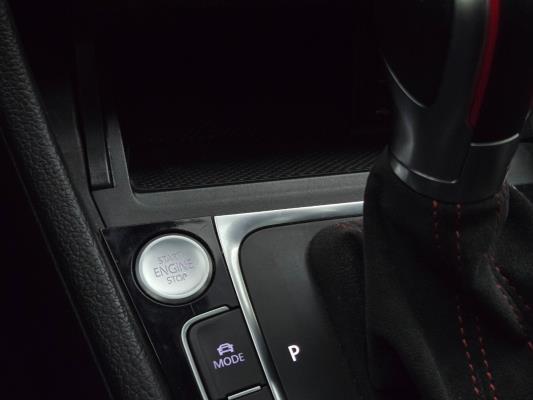 Volkswagen Golf GTI TCR 2.0 TSI 290pk 2019, T-176-XR