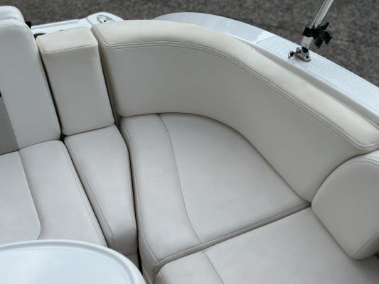 Chaparral 225 SSi Sportboot / Speedboot met Kajuit, MerCruiser 300pk – 2012