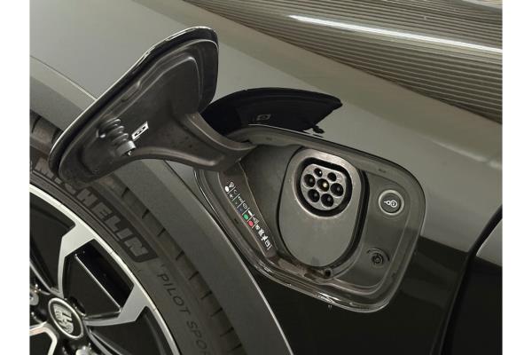 Porsche Taycan 4S 93 kWh 2022, X-274-FS