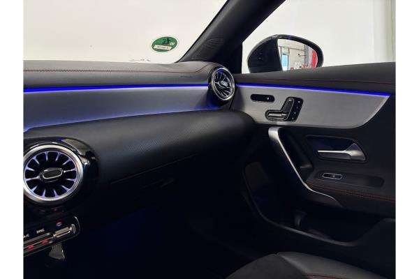 Mercedes-Benz CLA180 Business Solution AMG 136pk 2021 (Origineel-NL) CLA-Klasse, K-961-TB