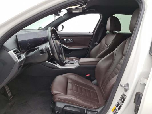 BMW 320e Touring M Sport 272pk 2022 (Origineel-NL) 3-Serie, R-268-NT