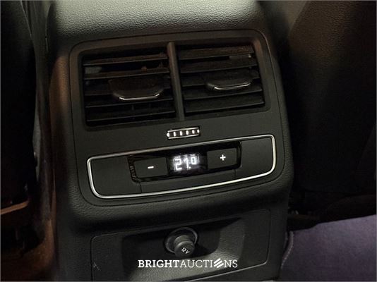Audi A4 Avant 35 S edition Competition TFSI 149pk 2024 (Origineel-NL), Z-046-PK