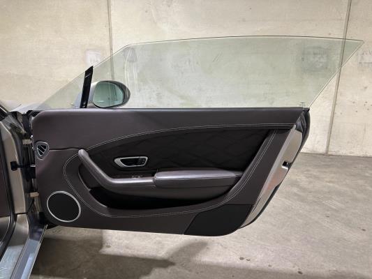 Bentley Continental GTC 4.0 V8 507hp 2013