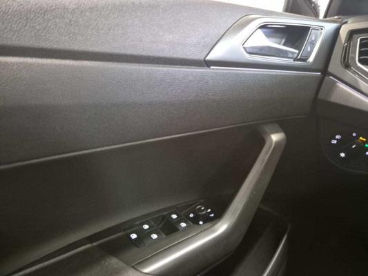 Volkswagen Polo R-Line Business 1.0 TSI DSG 95pk 2022 (Origineel-NL), P-495-KD