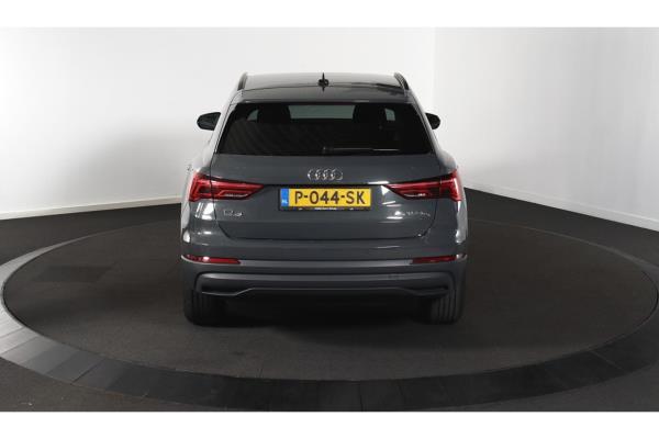 Audi Q3 45 e Advanced edition TFSI 266pk 2022 (Origineel-NL), P-044-SK