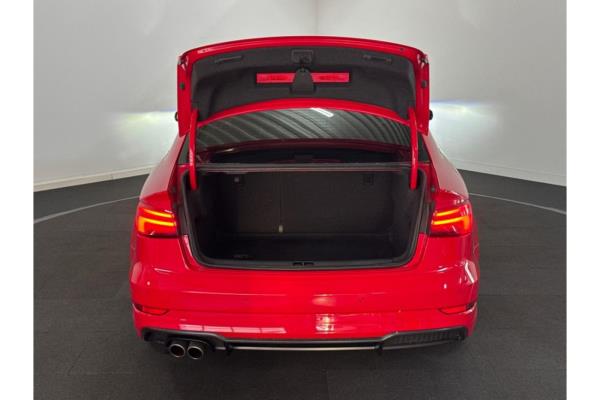 Audi A3 Limousine 35 CoD Advance Sport TFSI 150pk 2019 (Origineel-NL), ZL-485-D