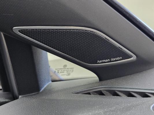 Volkswagen Golf GTI 45 Jahre Edition 2.0 TSI 301pk 2022, T-520-ZK