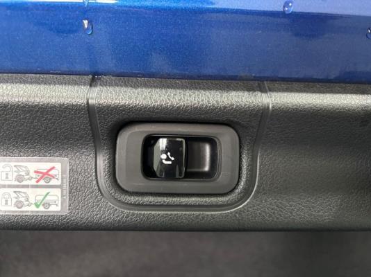 Mercedes-Benz EQE350 Luxury Line 89 kWh 292pk 2022 (Origineel-NL), R-484-LP