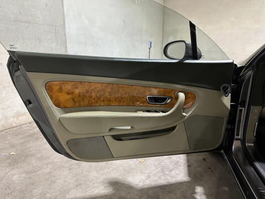 Bentley Continental GTC 6.0 W12 560pk 2004, 43-NV-TN