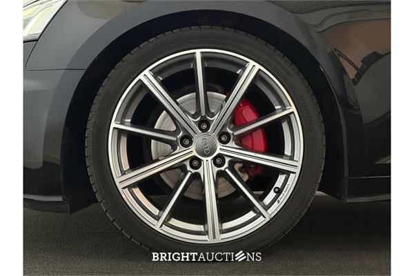 Audi A5 Sportback 40 Launch edition Sport TDI 190pk 2020, P-165-JF