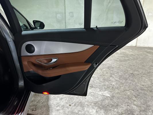 Mercedes-Benz E300 e Business Solution AMG 320pk 2022 (Origineel-NL & 1 Eigenaar) Plug-In Hybrid E-klasse Estate 9G-TRONIC, N-863-TR