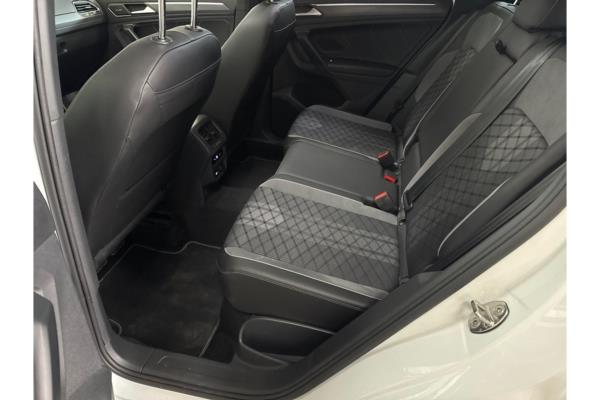 Volkswagen Tiguan R-Line Business 1.5 TSI 149pk 2023 (Origineel-NL), S-564-RH