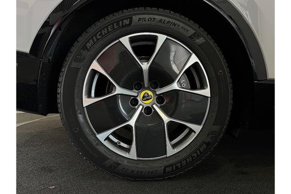 Lotus Eletre EDS 450 4WD 112 kWh 2023 (Origineel-NL), X-425-NF