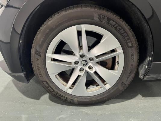 Škoda Enyaq 204pk 2022 (Origineel-NL), P-876-JX