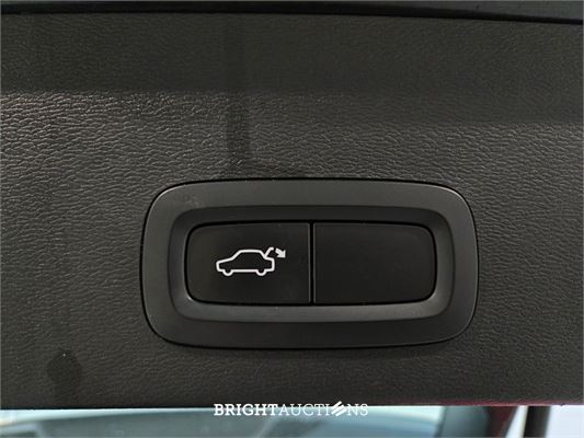Volvo XC40 T3 Momentum Pro 1.5 163pk 2020 (Origineel-NL), H-598-NS