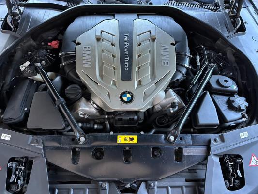 BMW ActiveHybrid7 F04 4.4 V8 7-serie 465pk 2011 -Youngtimer-