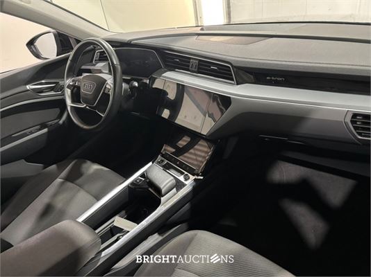 Audi e-tron 55 edition Quattro 95 kWh 408pk 2022 (Origineel-NL), R-329-SF