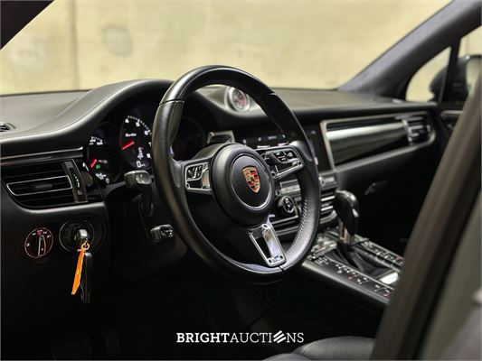 Porsche Macan Turbo 2.9 V6 441pk 2020, J-177-TT