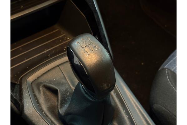 Peugeot 208 Like 1.2 PureTech 74pk 2022 (Origineel-NL), P-876-FX