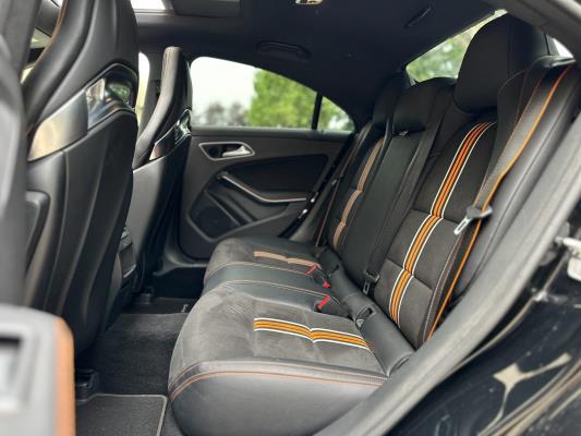 Mercedes-Benz CLA45 4Matic OrangeArt Edition CLA-klasse 360pk 2015, NL-Kenteken