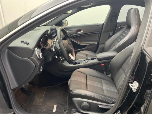 Mercedes-Benz CLA 180 Business Solution AMG 122pk 2017 CLA-Klasse, RT-050-T