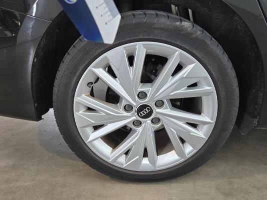 Audi A3 Limousine 30 Business edition TFSI 110pk 2021 (Origineel-NL), K-808-PJ